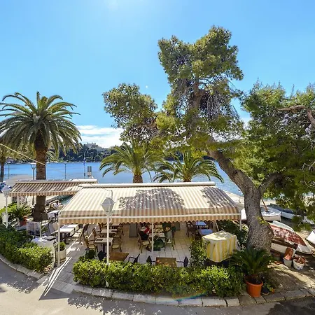 Riva * Cavtat