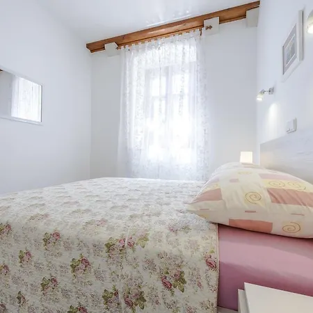 Apartment Riva *